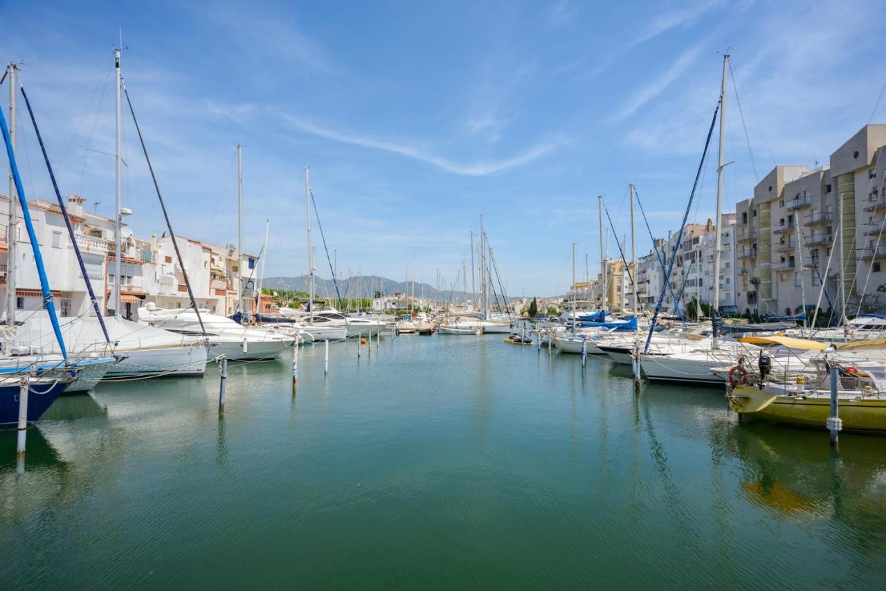 Casa Cartago Βίλα Empuriabrava Εξωτερικό φωτογραφία