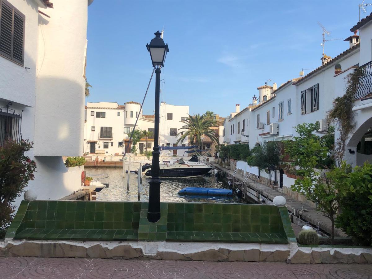 Casa Cartago Βίλα Empuriabrava Εξωτερικό φωτογραφία
